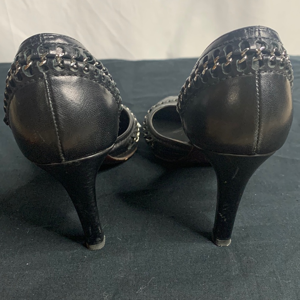 Chanel shoes - Picture 2 of 6